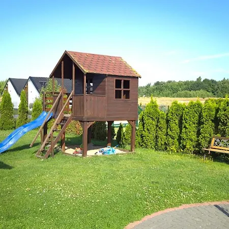 - Mit Gemeinschaftlichem Pool Rusinowo (Slawno)