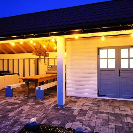 Holiday home - Mit Gemeinschaftlichem Pool Rusinowo (Slawno)